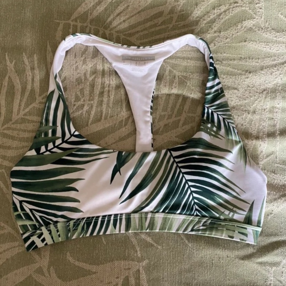 Sports bra
